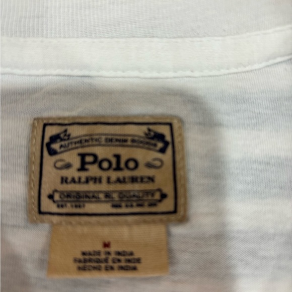 Polo Embellished Logo tee. Size M - pristine condition - Picture 6 of 6